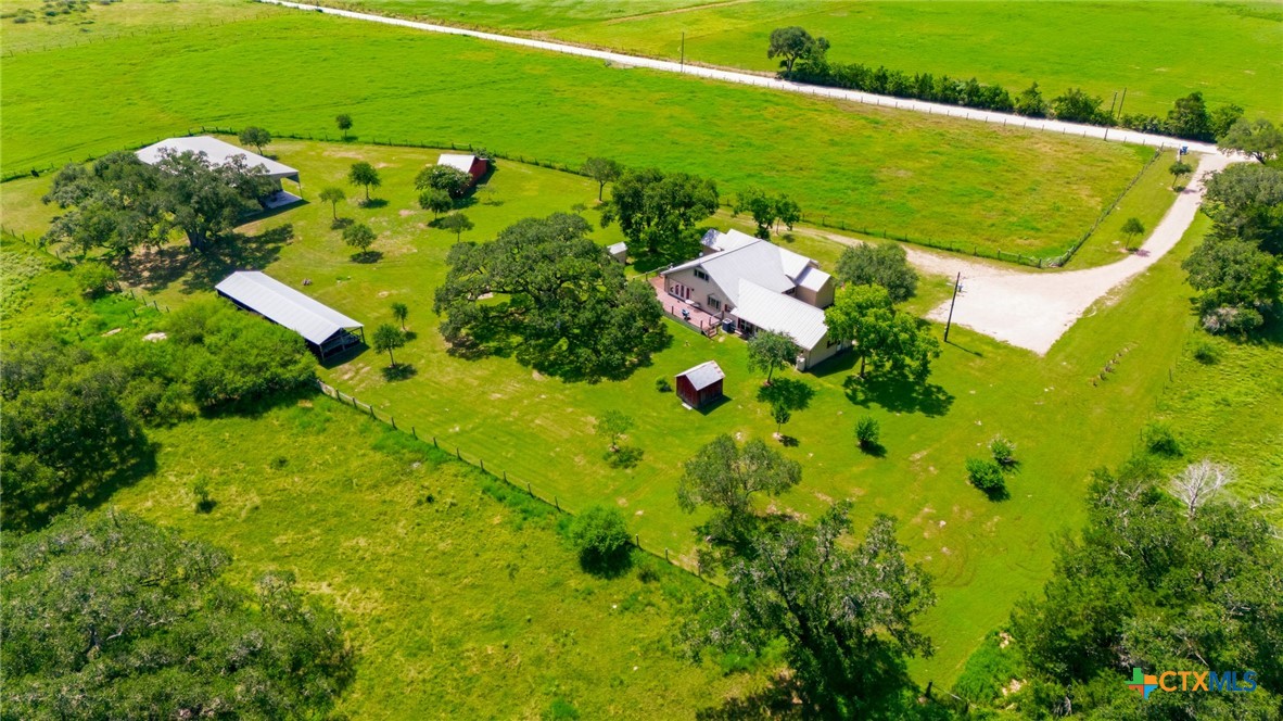 main property photo 6