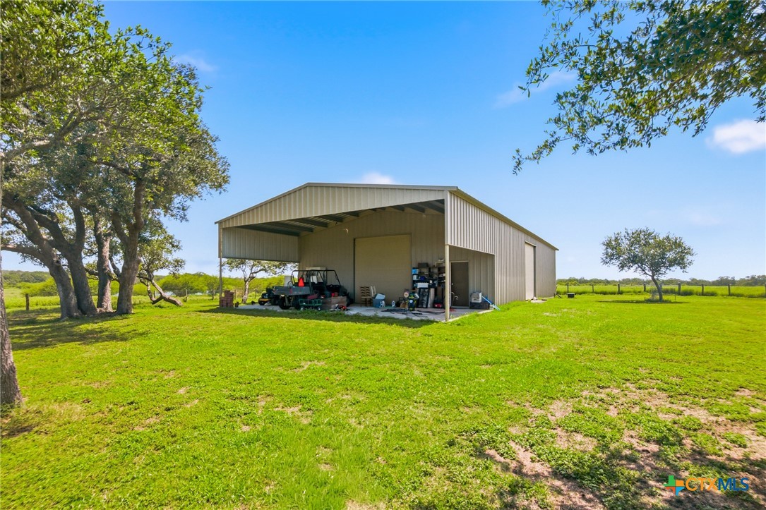 main property photo 9