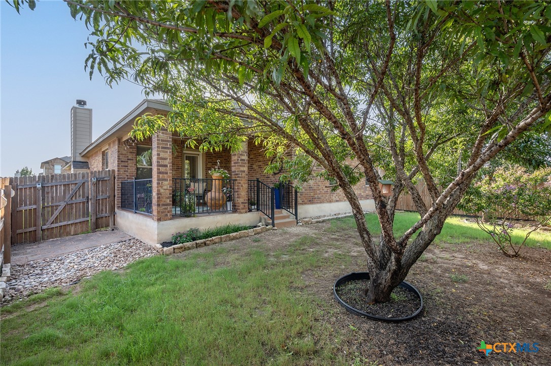main property photo 22