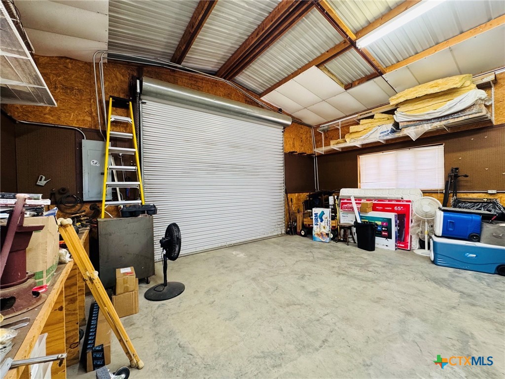 main property photo 34