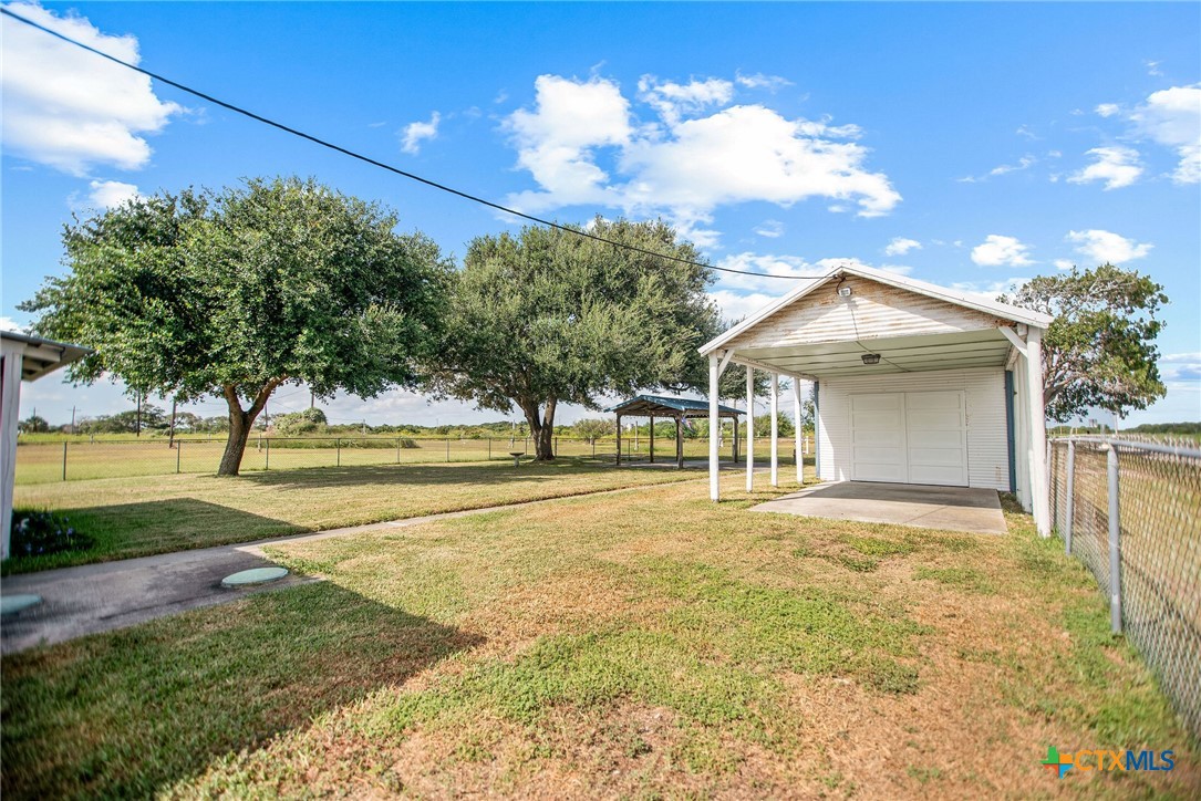 main property photo 7