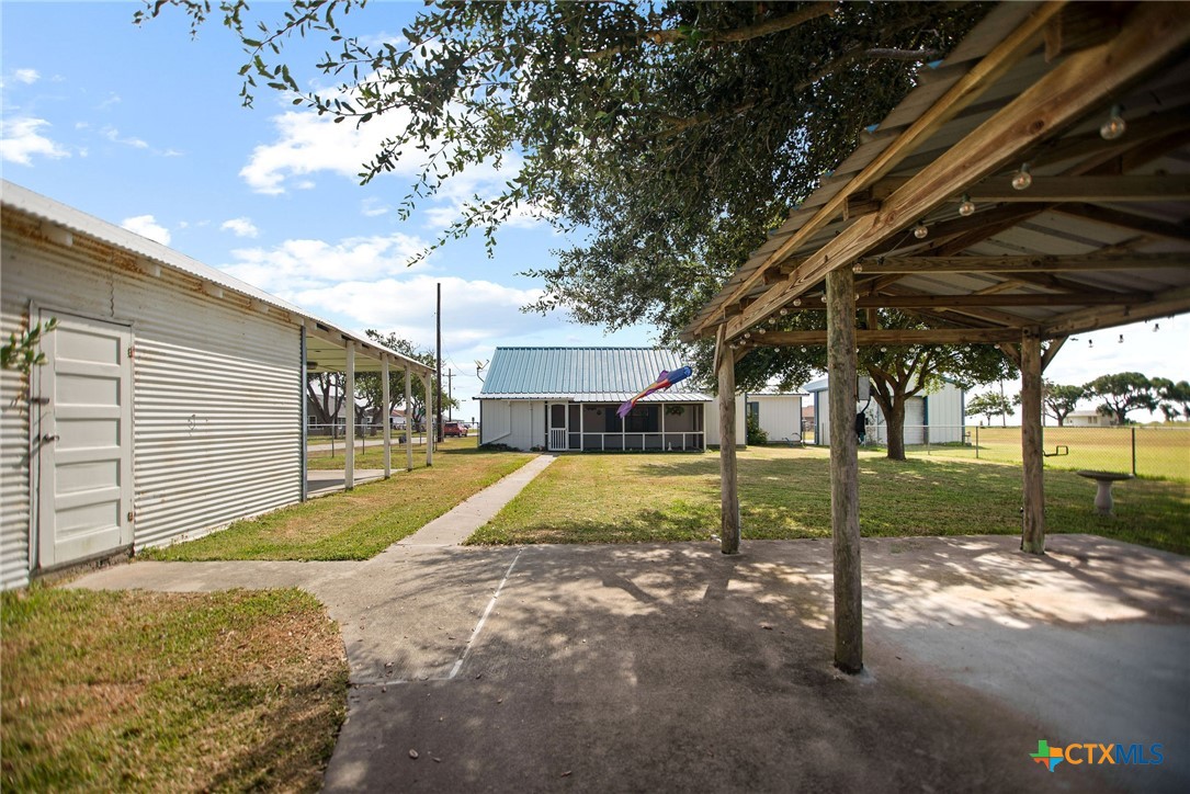 main property photo 9