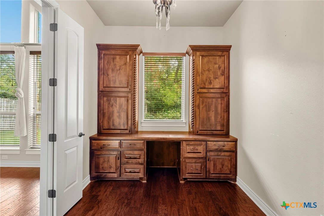 main property photo 16