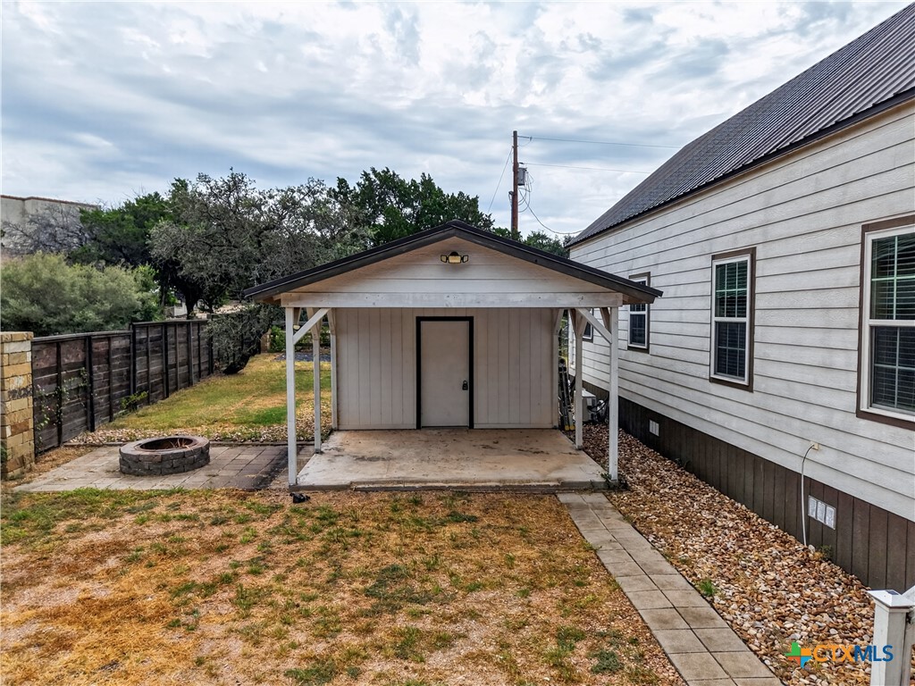 main property photo 25