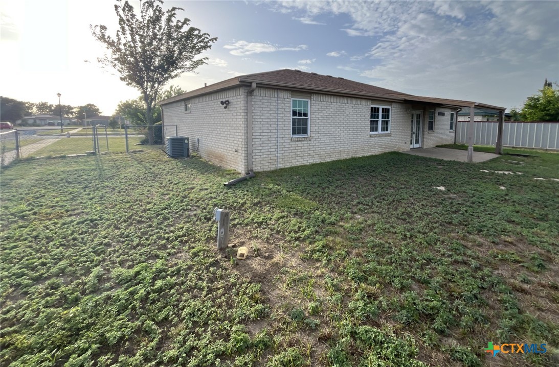 main property photo 15