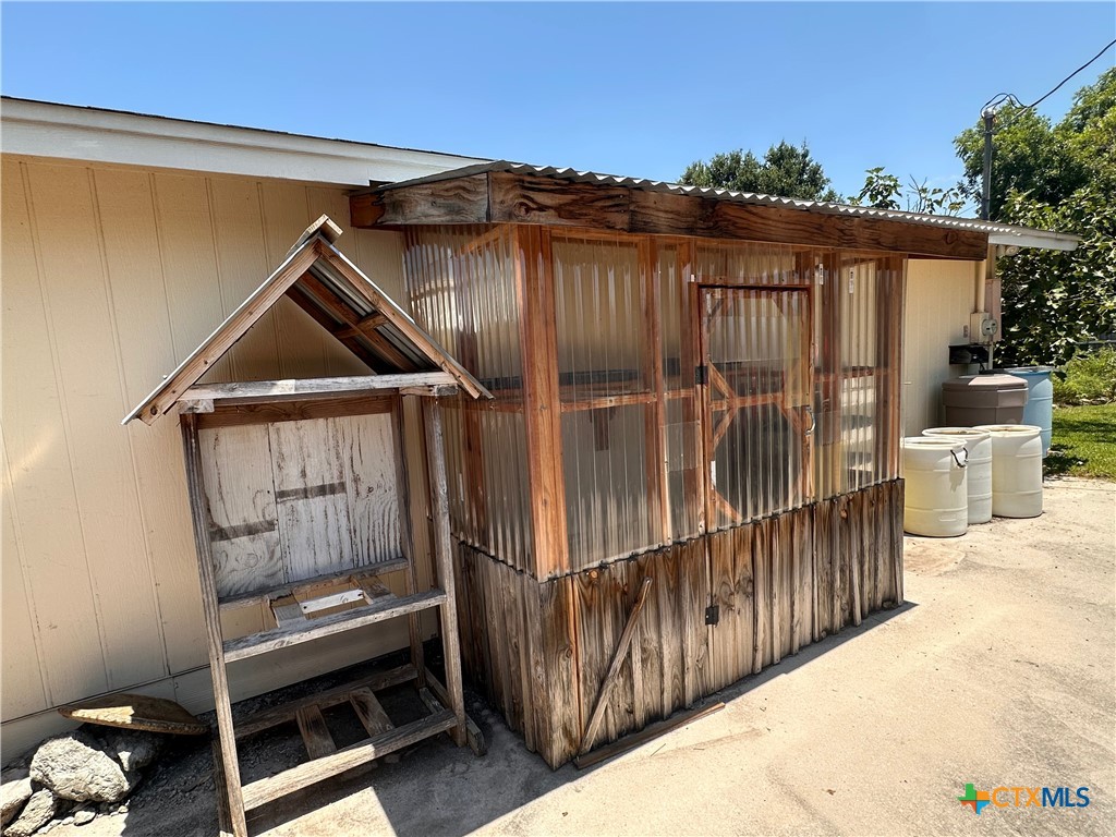 main property photo 42