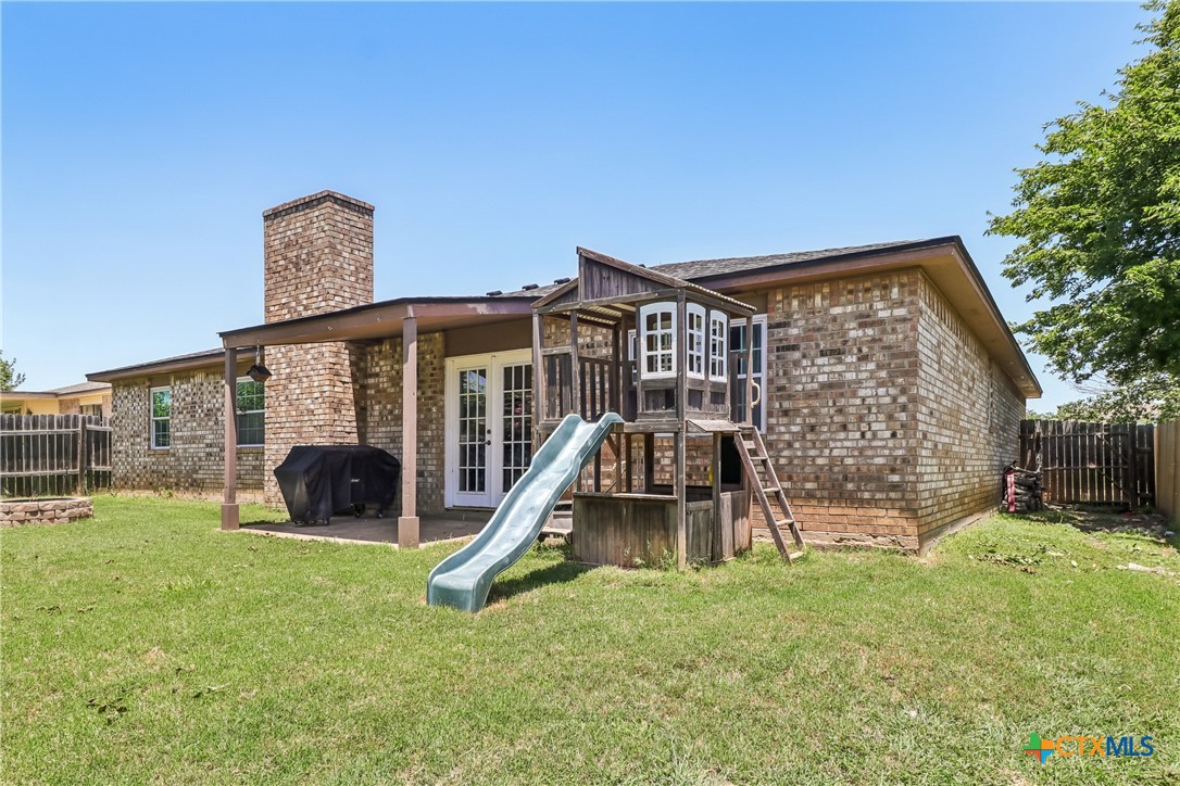 main property photo 30