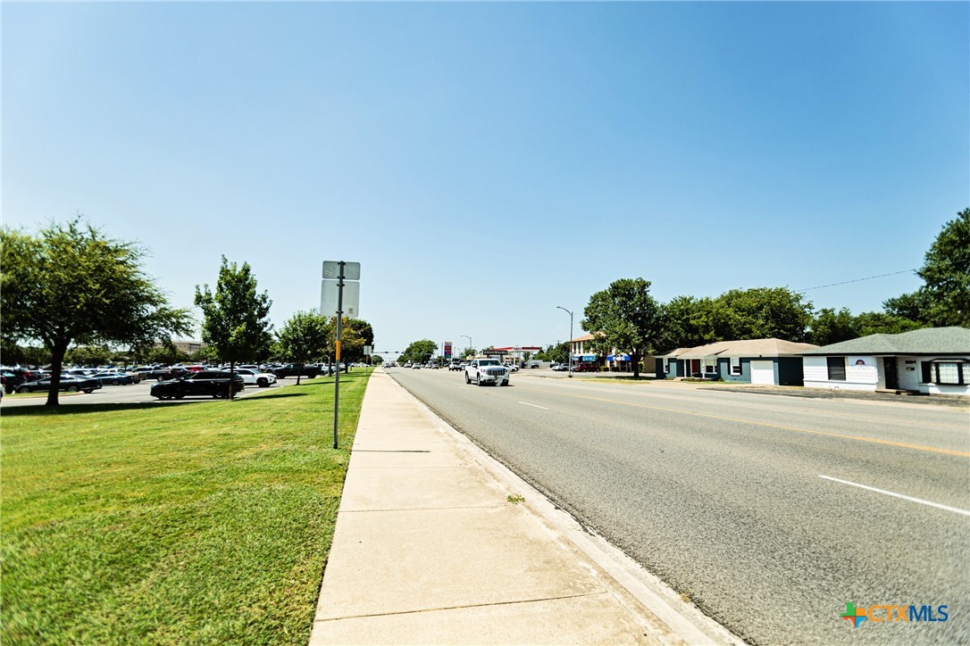main property photo 37