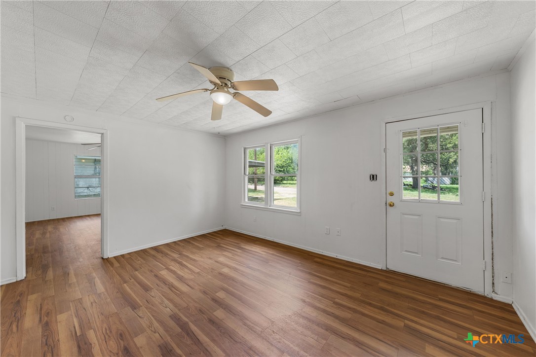 main property photo 12
