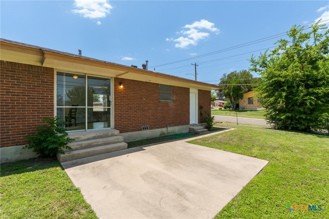 main property photo 19