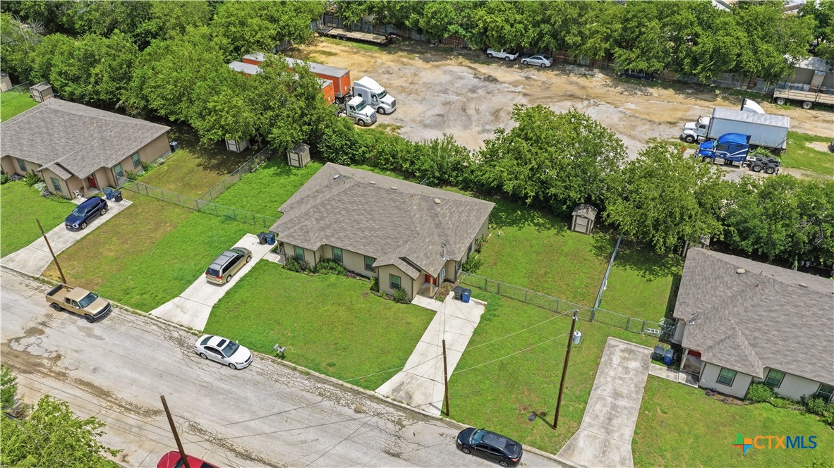 main property photo 27
