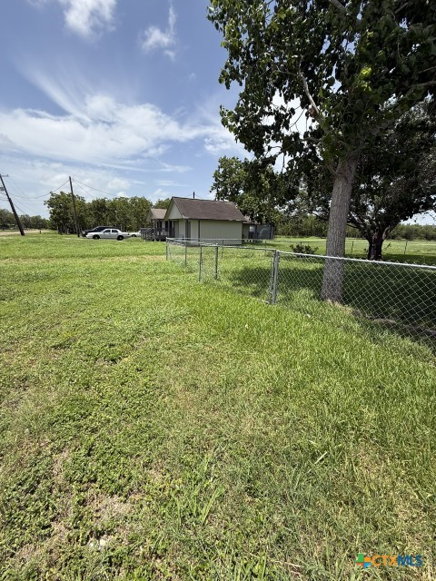 main property photo 18