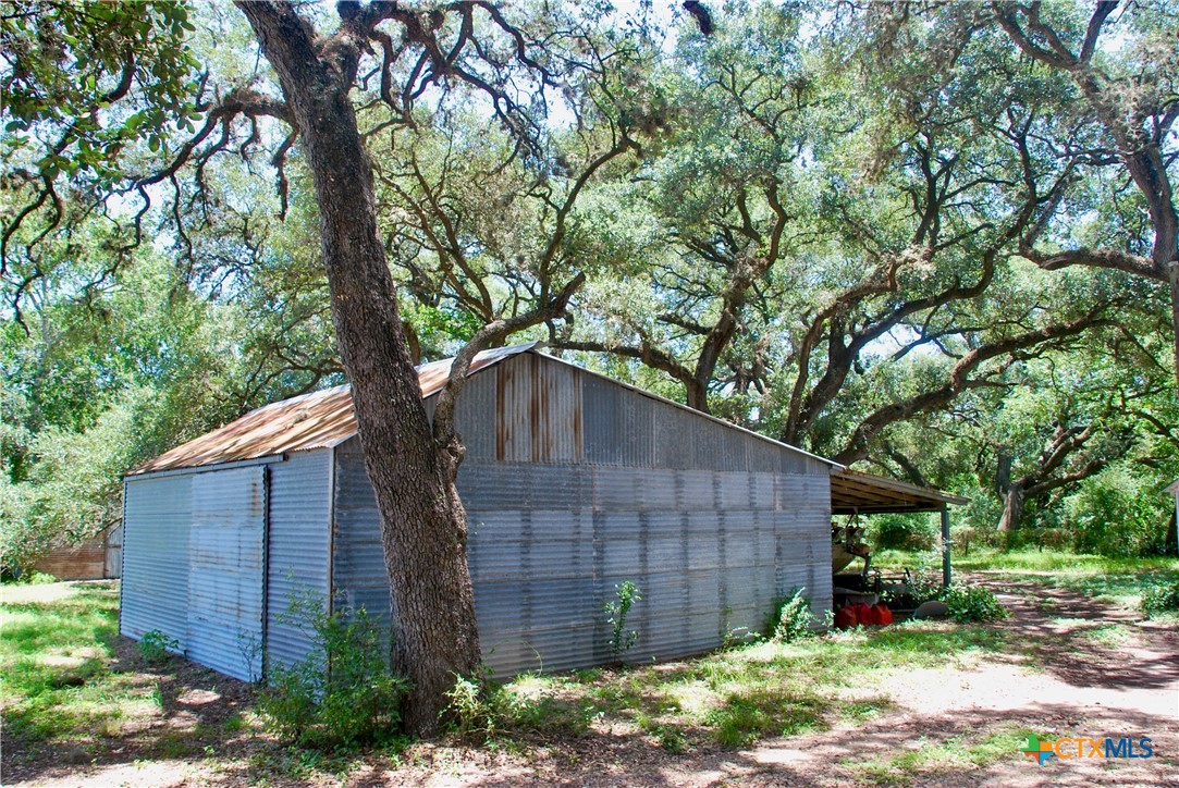 main property photo 13