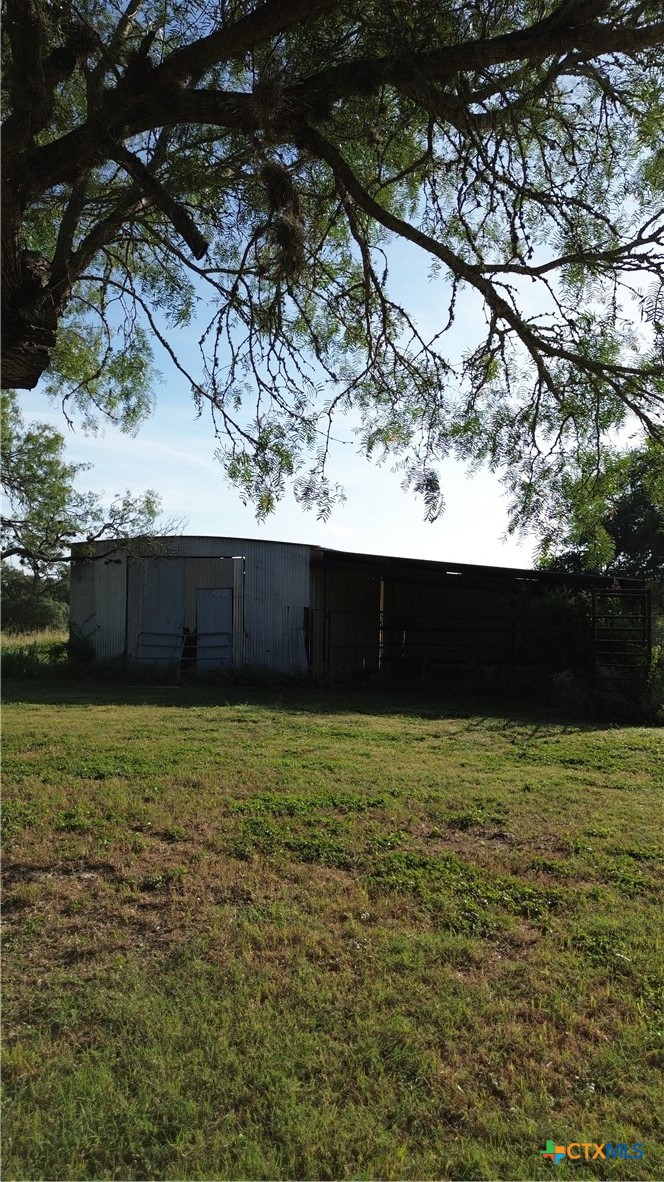 main property photo 31