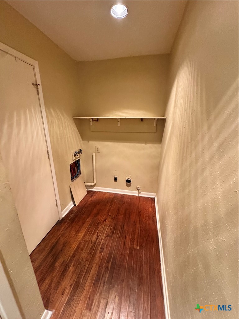 main property photo 17