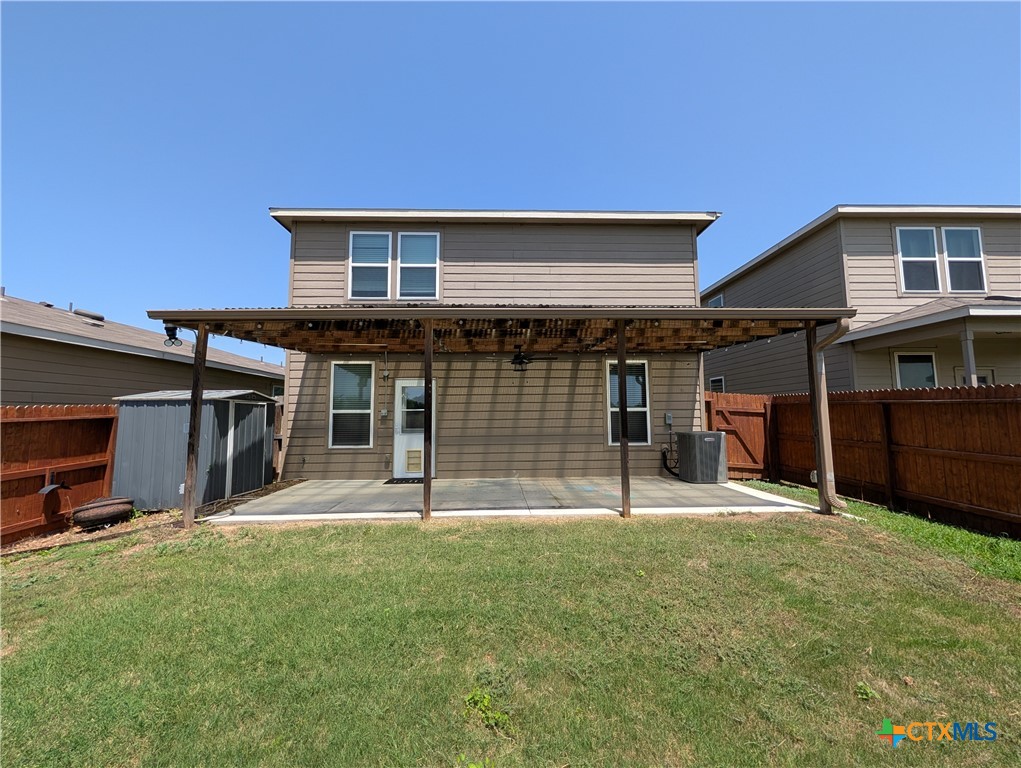 main property photo 40