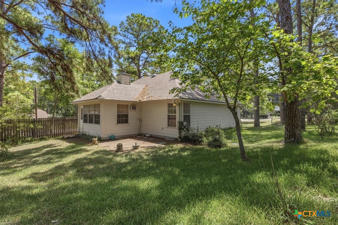 main property photo 28