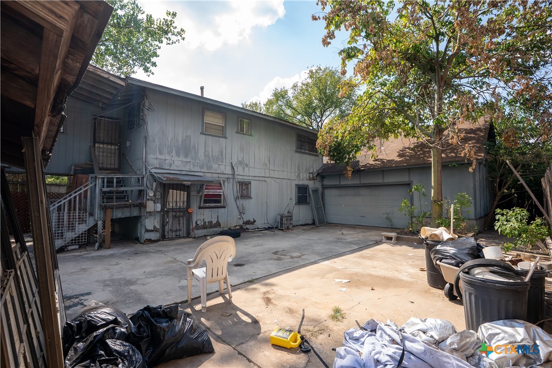 main property photo 17
