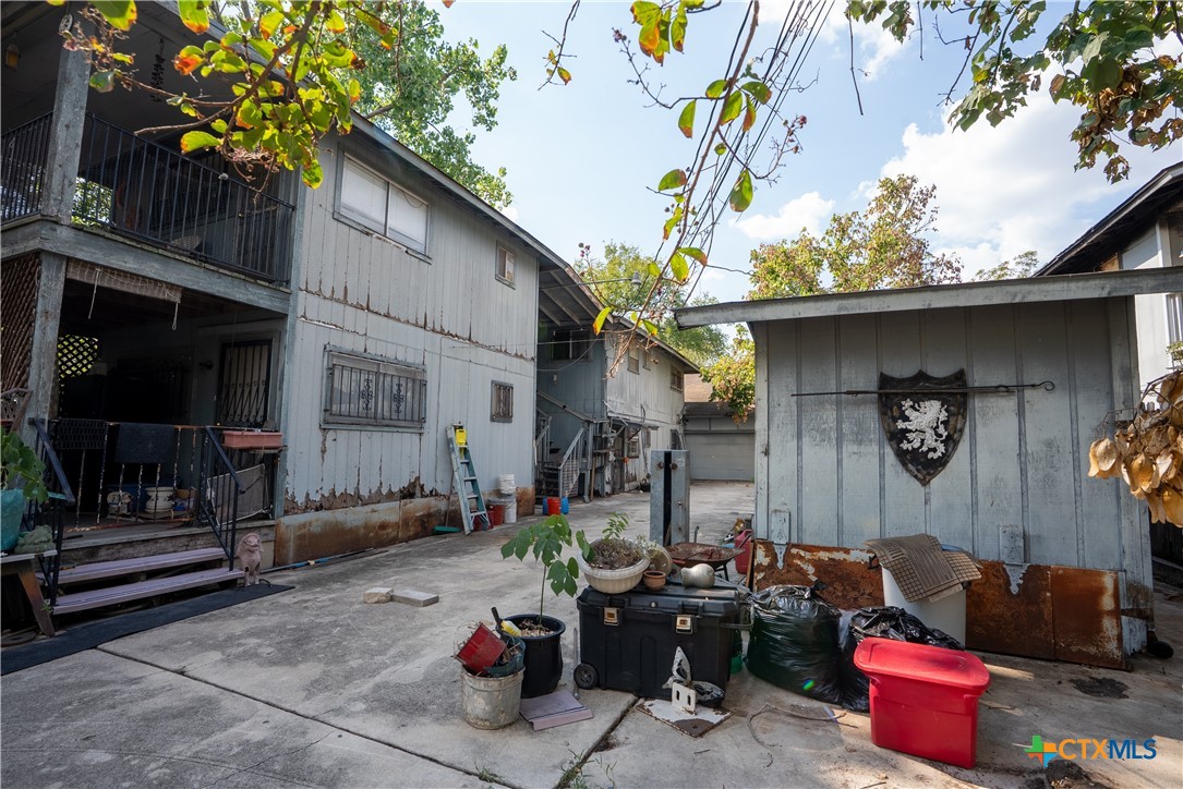 main property photo 19