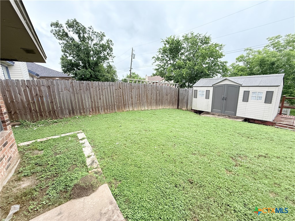 main property photo 41