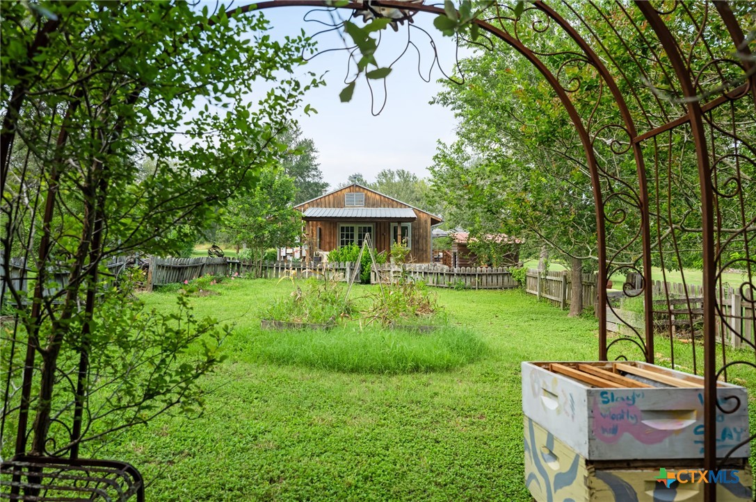 main property photo 34