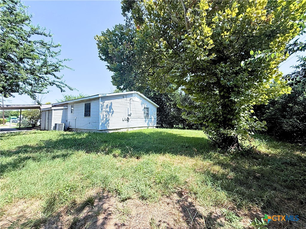 main property photo 11