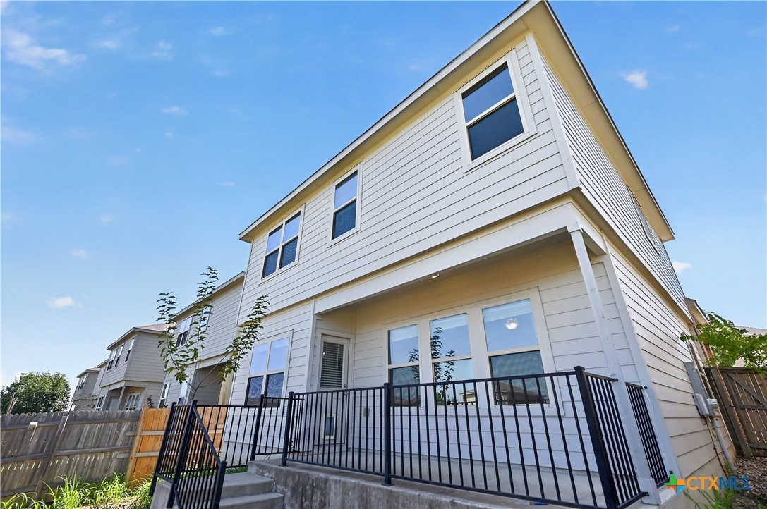 main property photo 19
