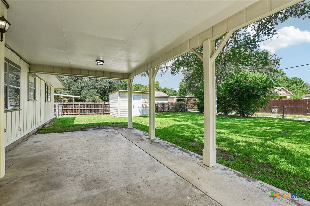 main property photo 41