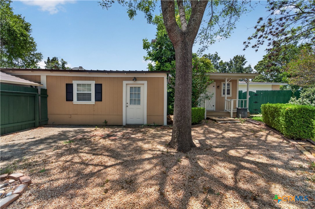 main property photo 36