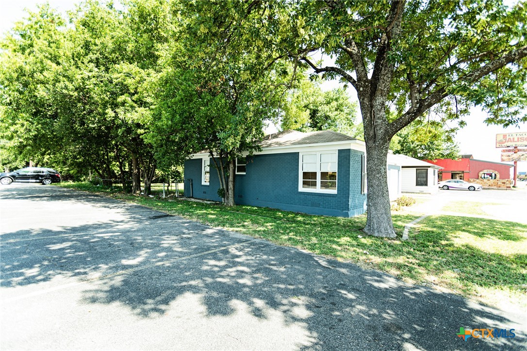 main property photo 35