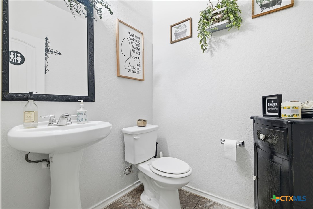 main property photo 11