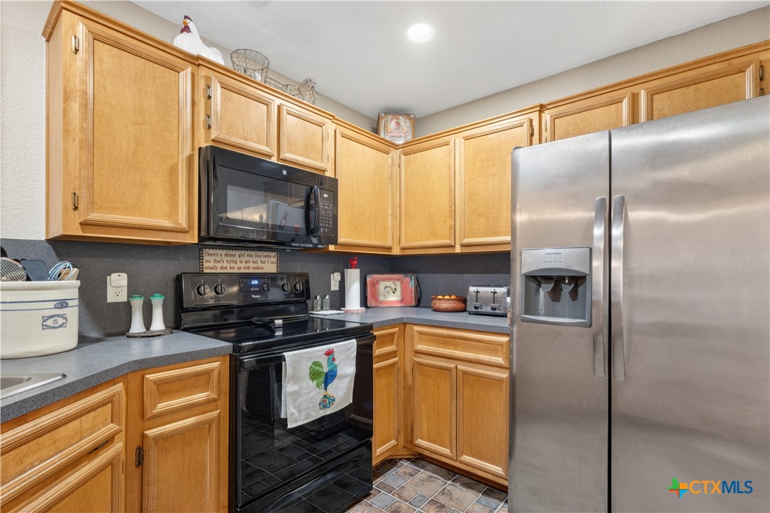 main property photo 16