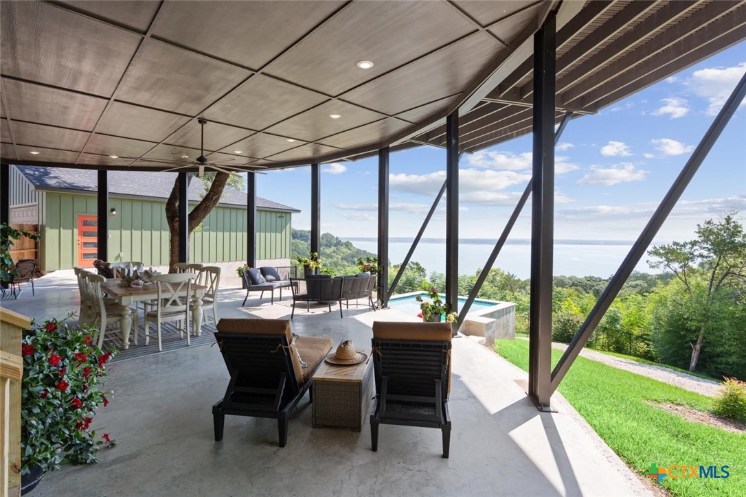 main property photo 37