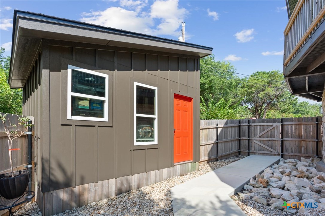main property photo 46