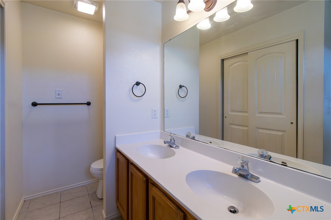 main property photo 15