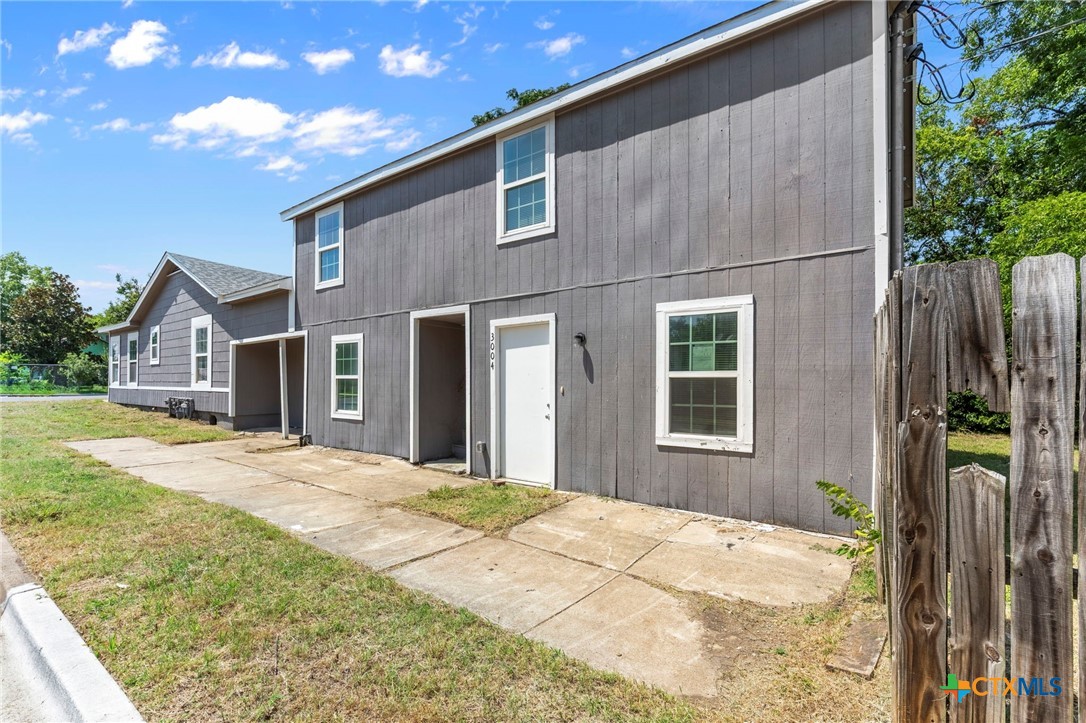 main property photo 27