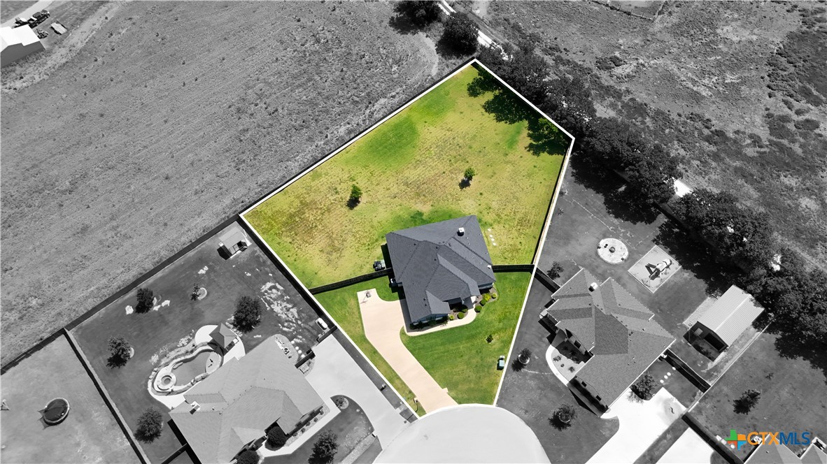 main property photo 35