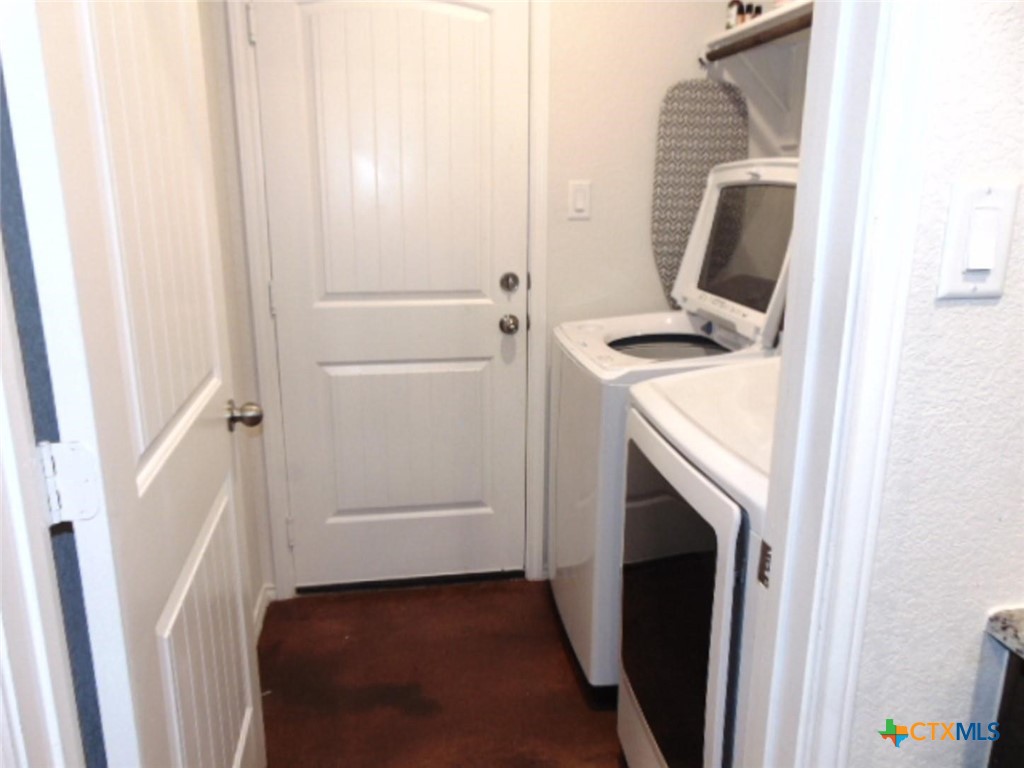 main property photo 9