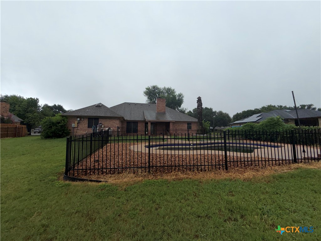 main property photo 15