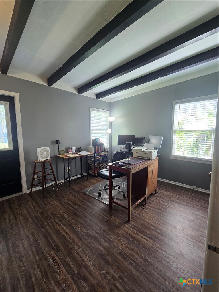 main property photo 10