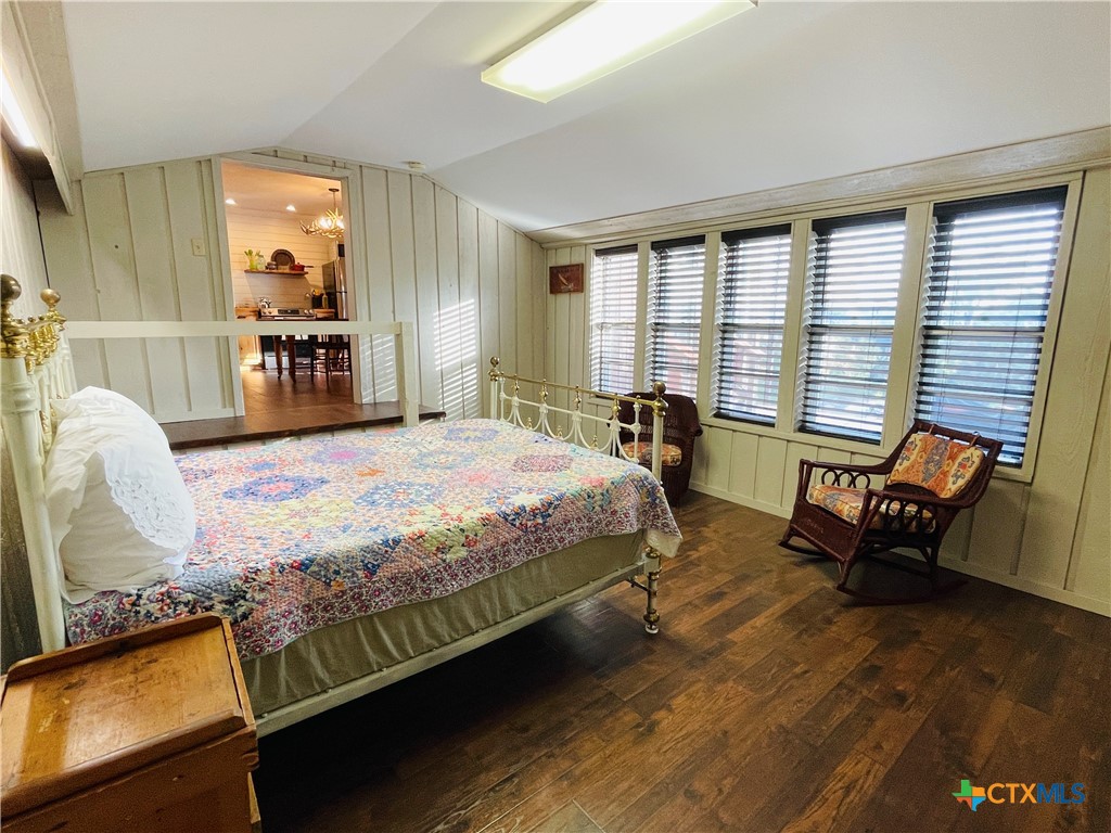 main property photo 15