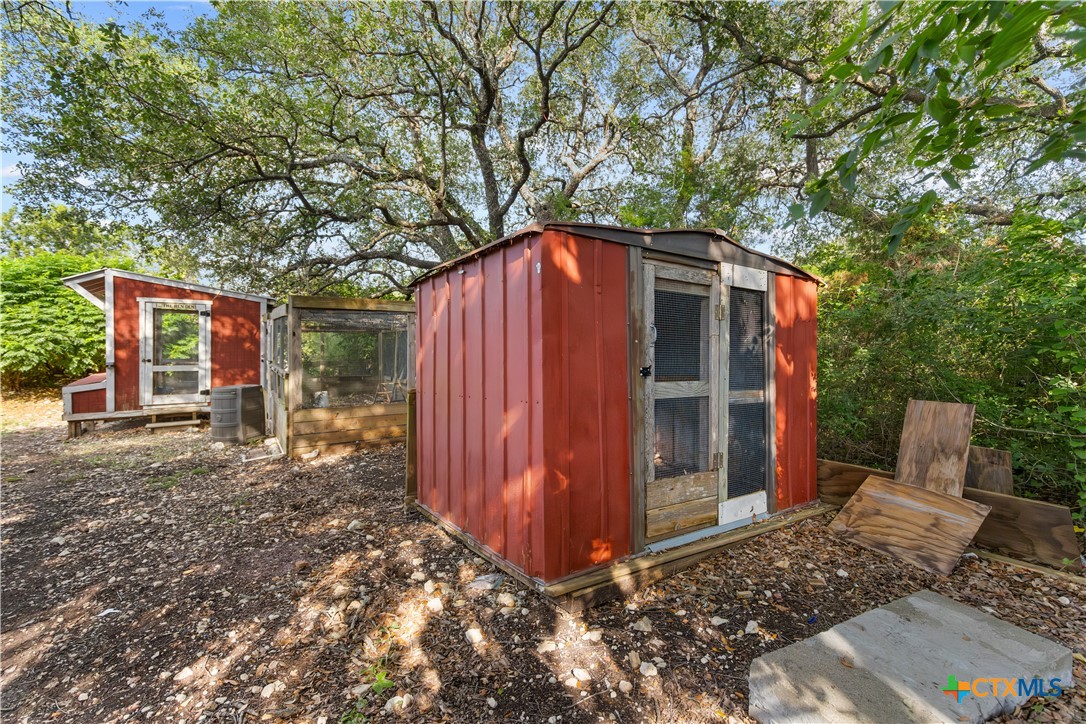 main property photo 41