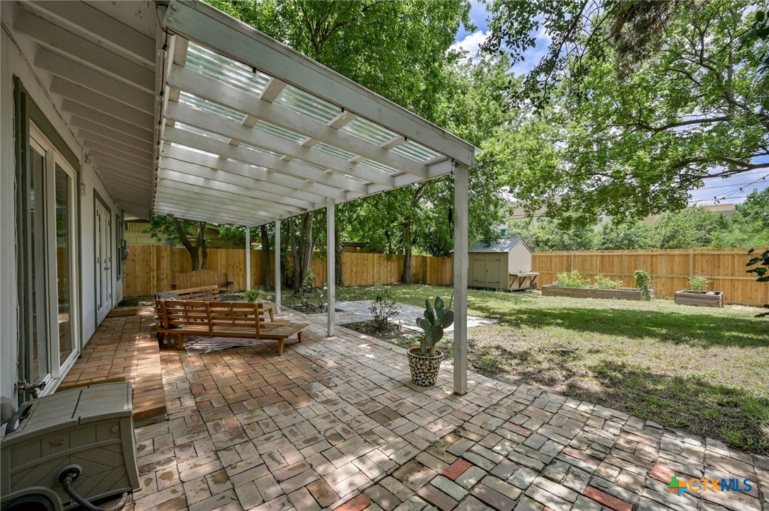 main property photo 21