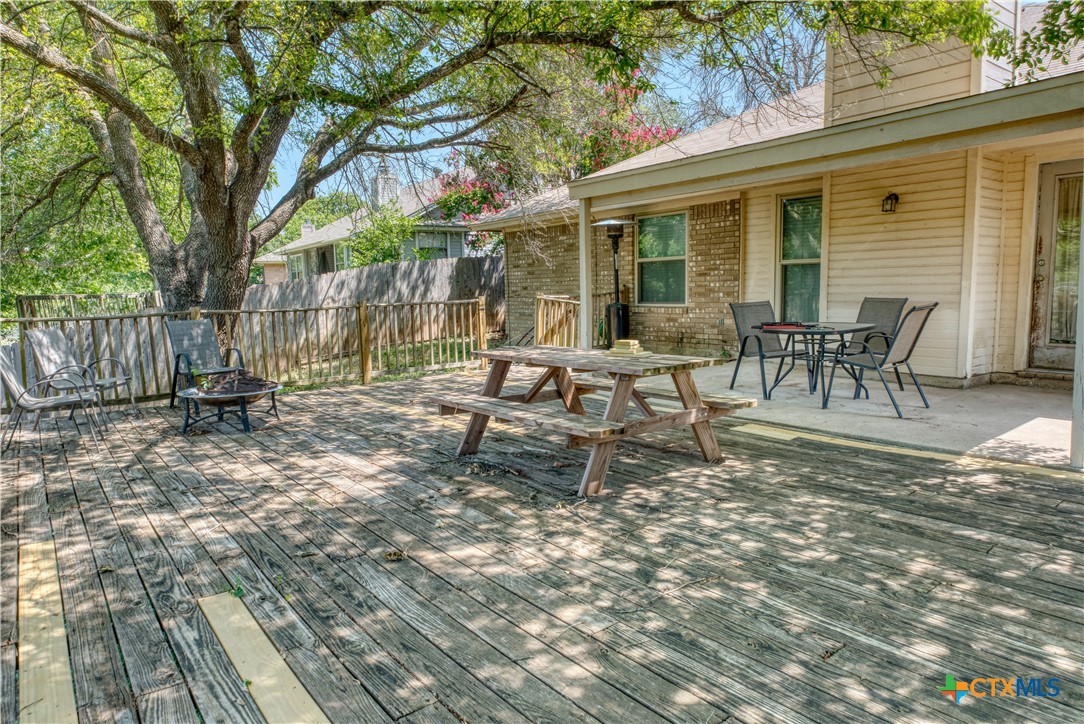 main property photo 27