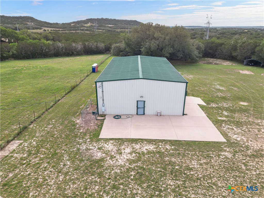 main property photo 13