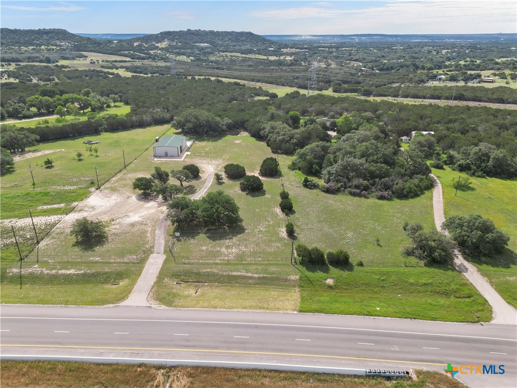 main property photo 19