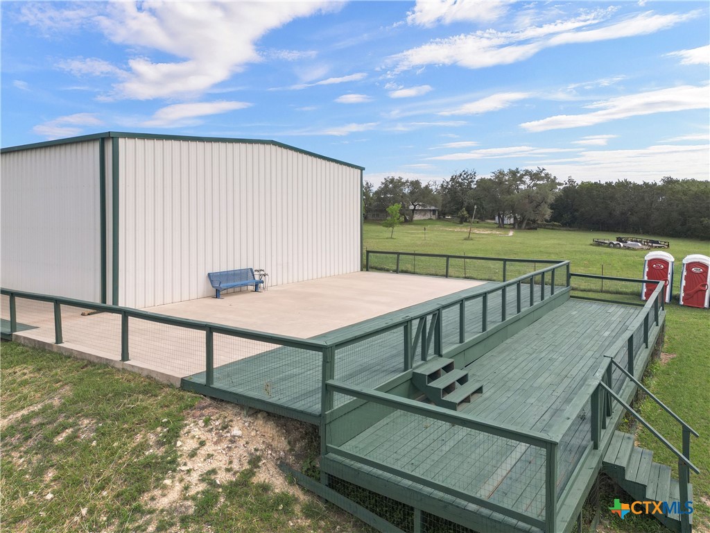 main property photo 8