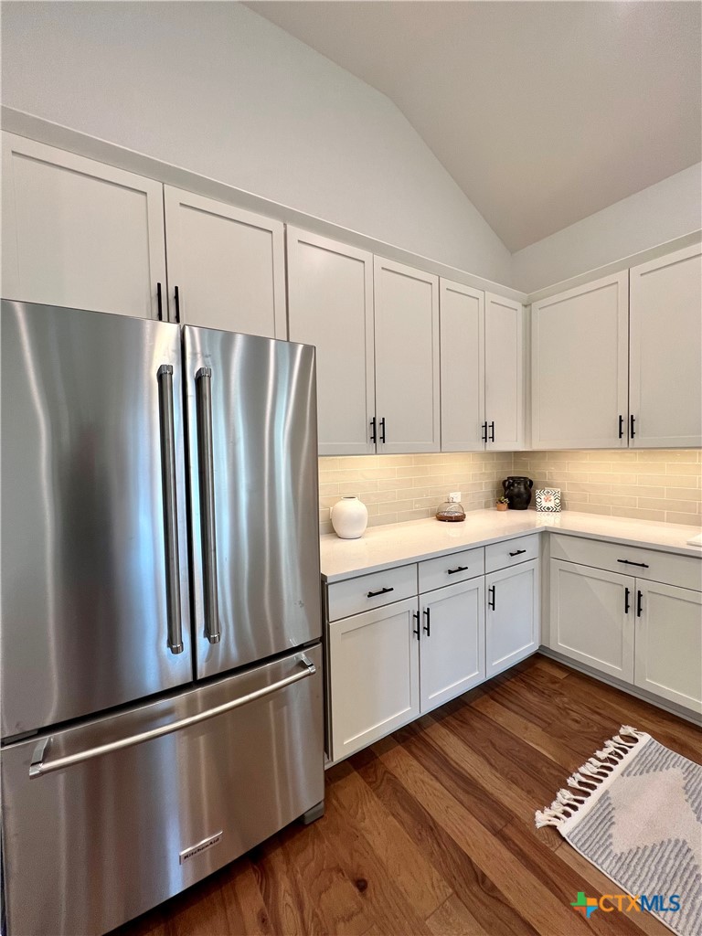 main property photo 13