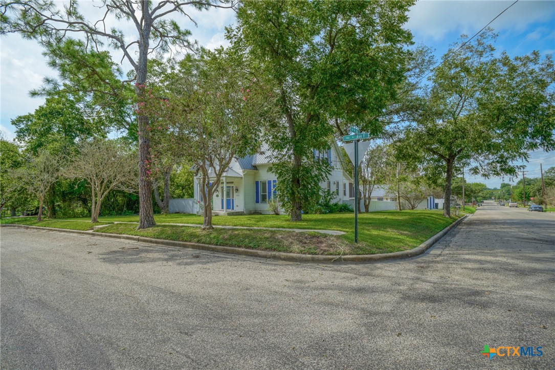 main property photo 39