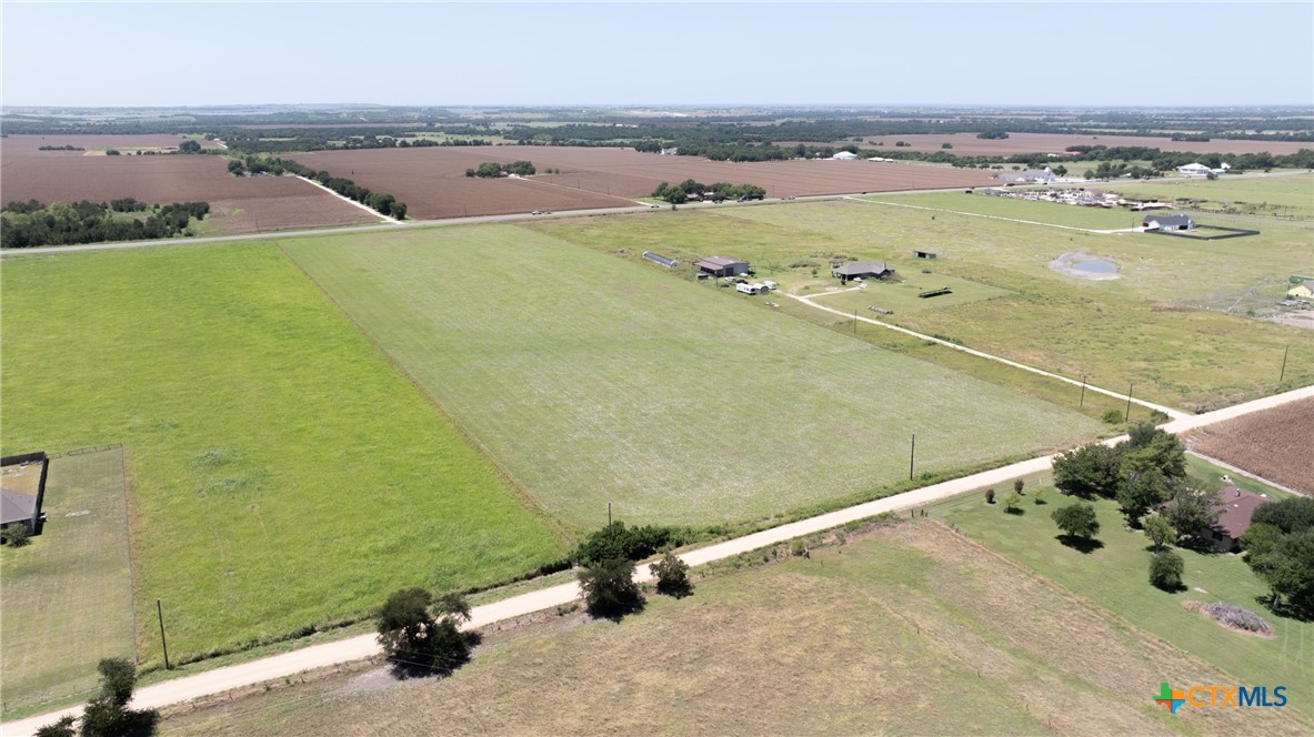main property photo 6